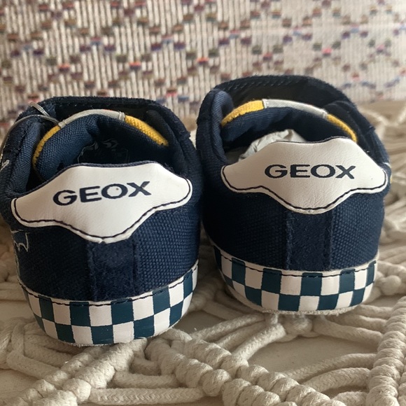 Geox respira baby Walker shoes size 4 - Picture 4 of 12